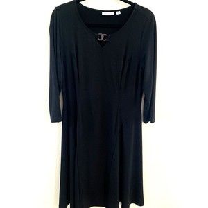 Susan Graver Dress Medium Black Liquid Knit Keyhole Neckline Enamel Detail
